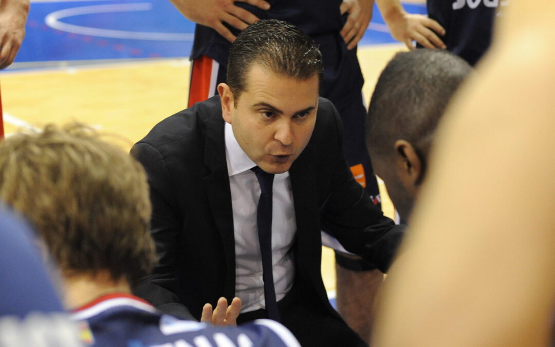 Rafa Sanz toma las riendas del Club Baloncesto Peñas