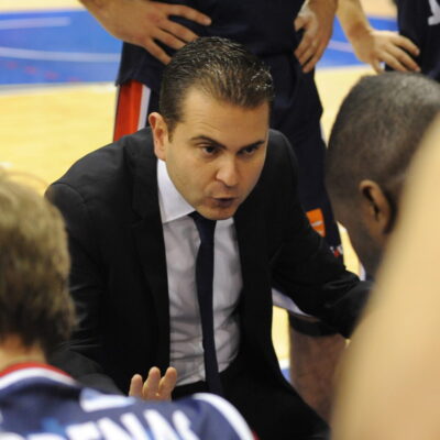 Rafa Sanz toma las riendas del Club Baloncesto Peñas