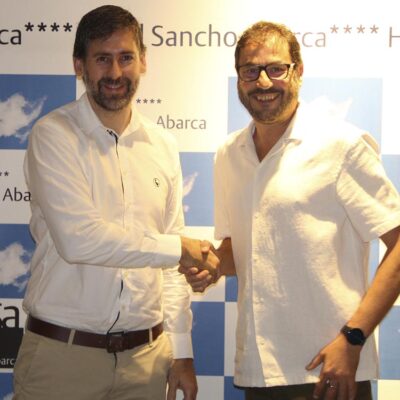El hotel Sancho Abarca, patrocinador del CB Peñas.